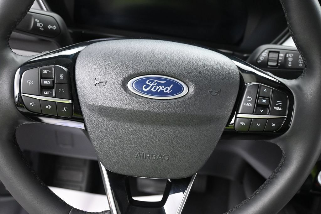 Certified 2023 Ford Escape Platinum AWD/4WD image 14