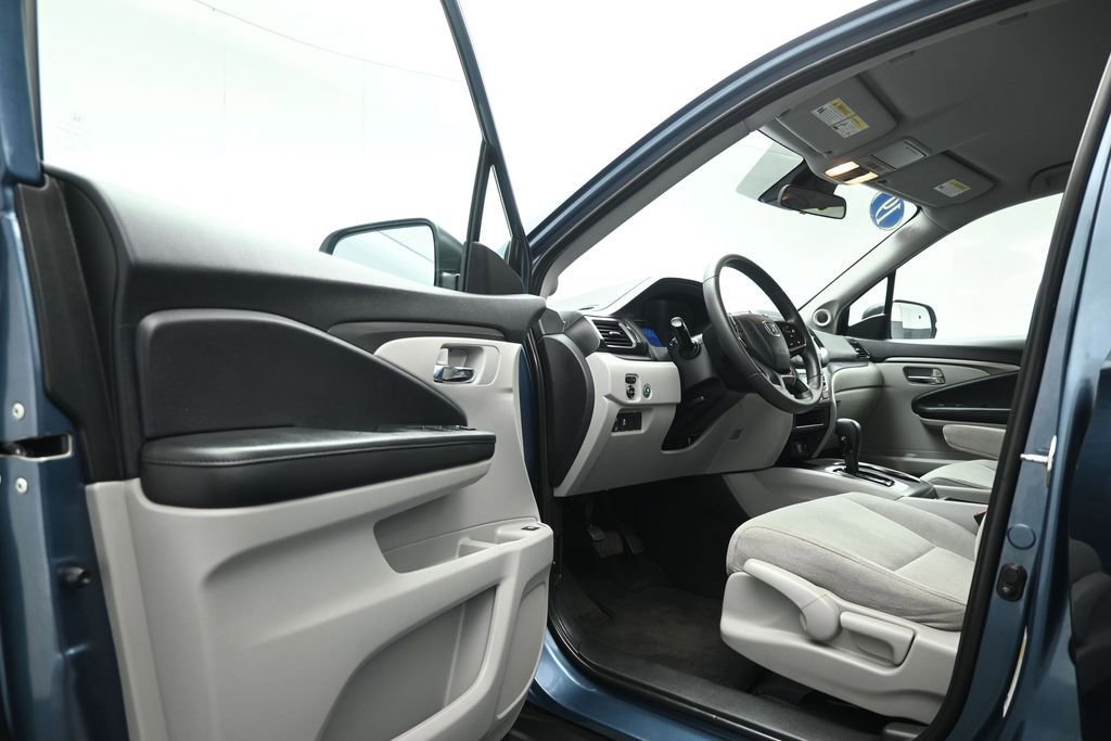 Used 2019 Honda Pilot LX image 8
