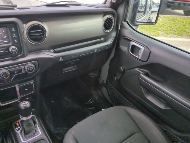 Used 2018 Jeep Wrangler Unlimited Sport image 17