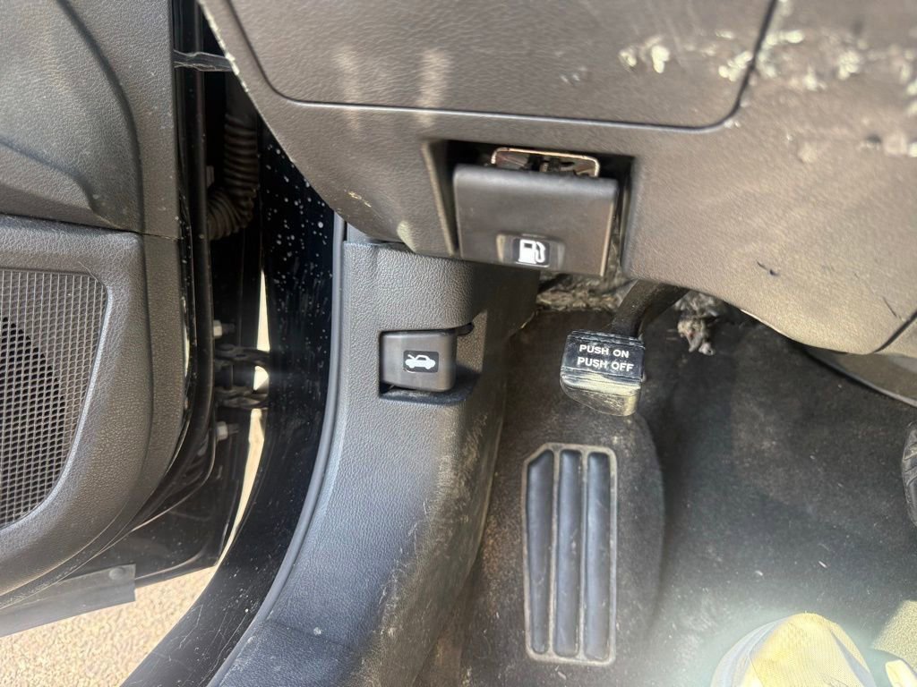 Used 2024 Nissan Altima 2.5 SV FWD image 49