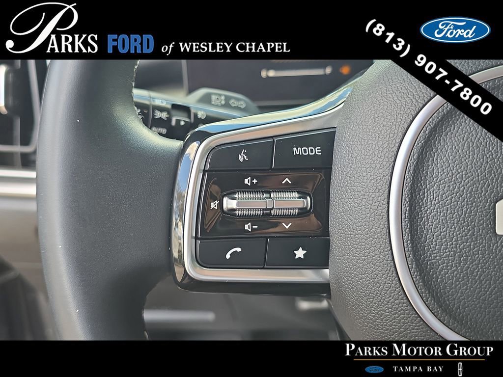 Used 2025 Kia Sorento EX w/ Panoramic Sunroof Package image 30