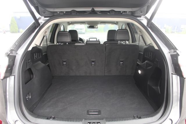 Certified 2024 Ford Edge SEL w/ Convenience Package AWD/4WD image 17