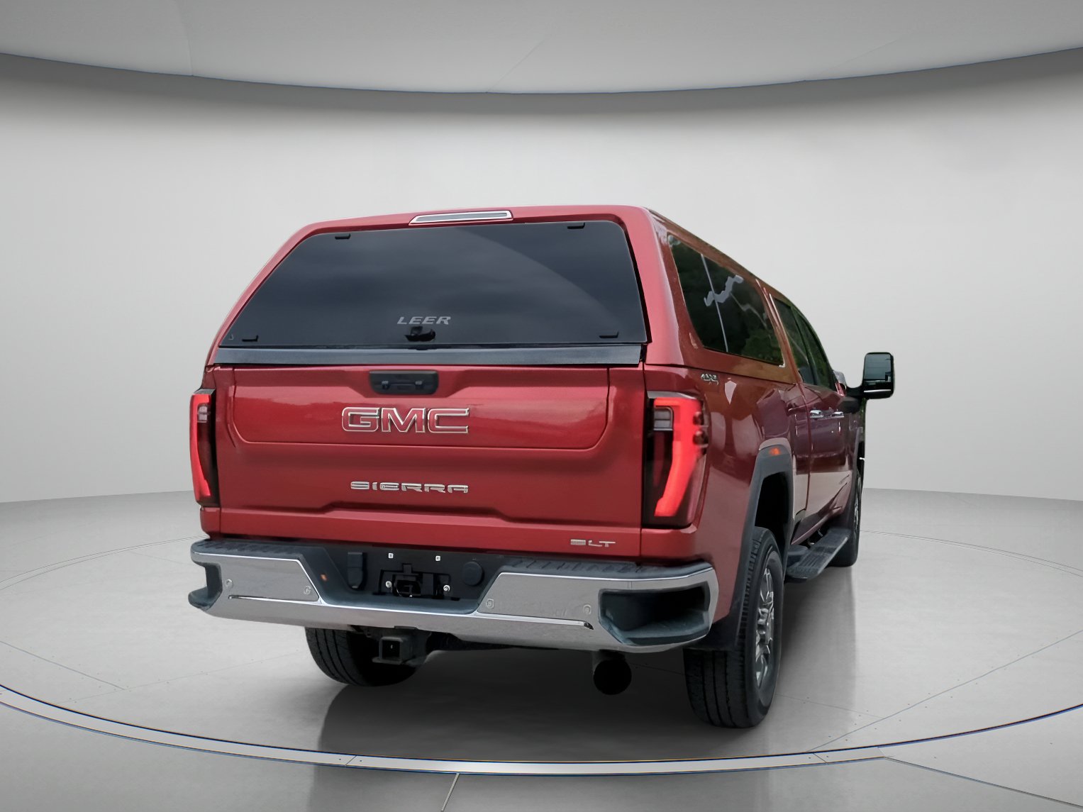 Used 2024 GMC Sierra 2500 SLT w/ SLT Premium Package AWD/4WD image 25