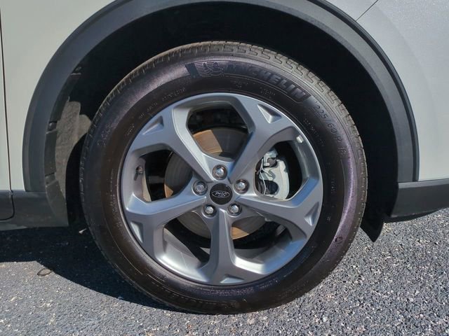 Certified 2025 Ford Escape ST-Line w/ Equipment Group 301A FWD image 11
