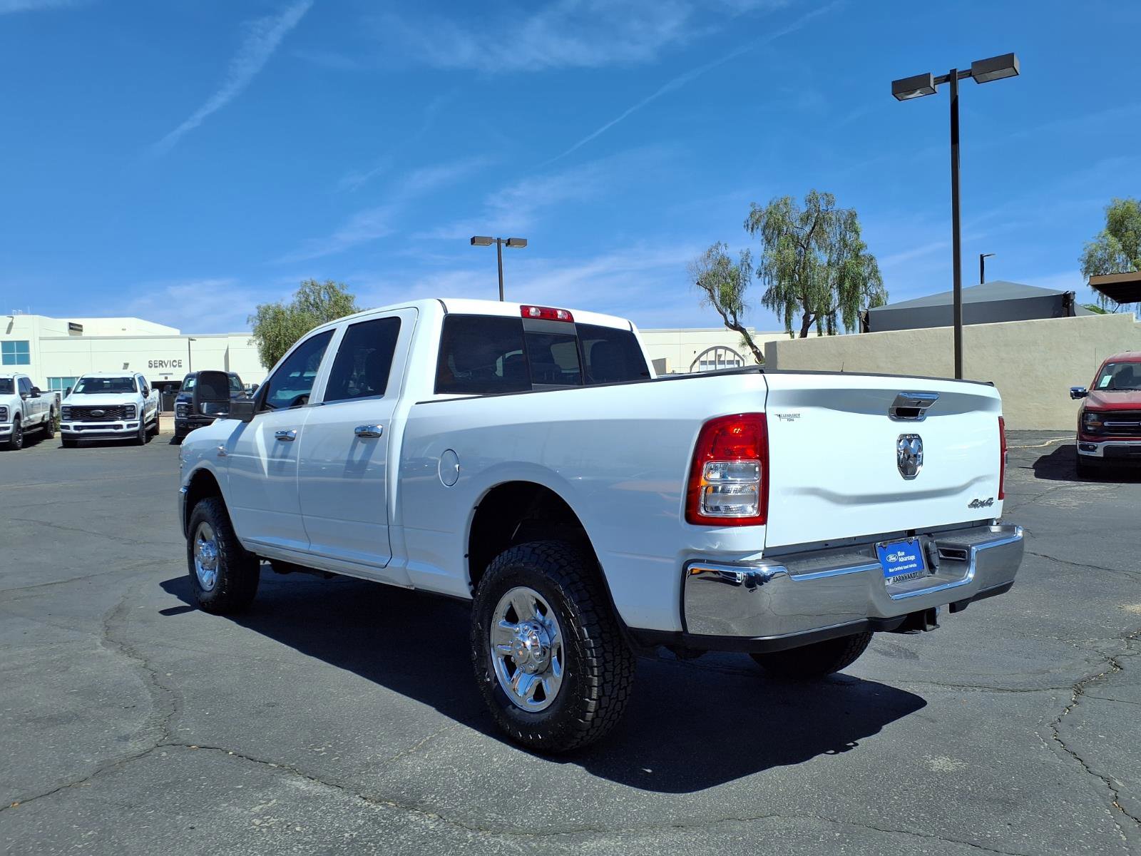 Used 2024 RAM 2500 Tradesman w/ Chrome Appearance Group AWD/4WD image 4