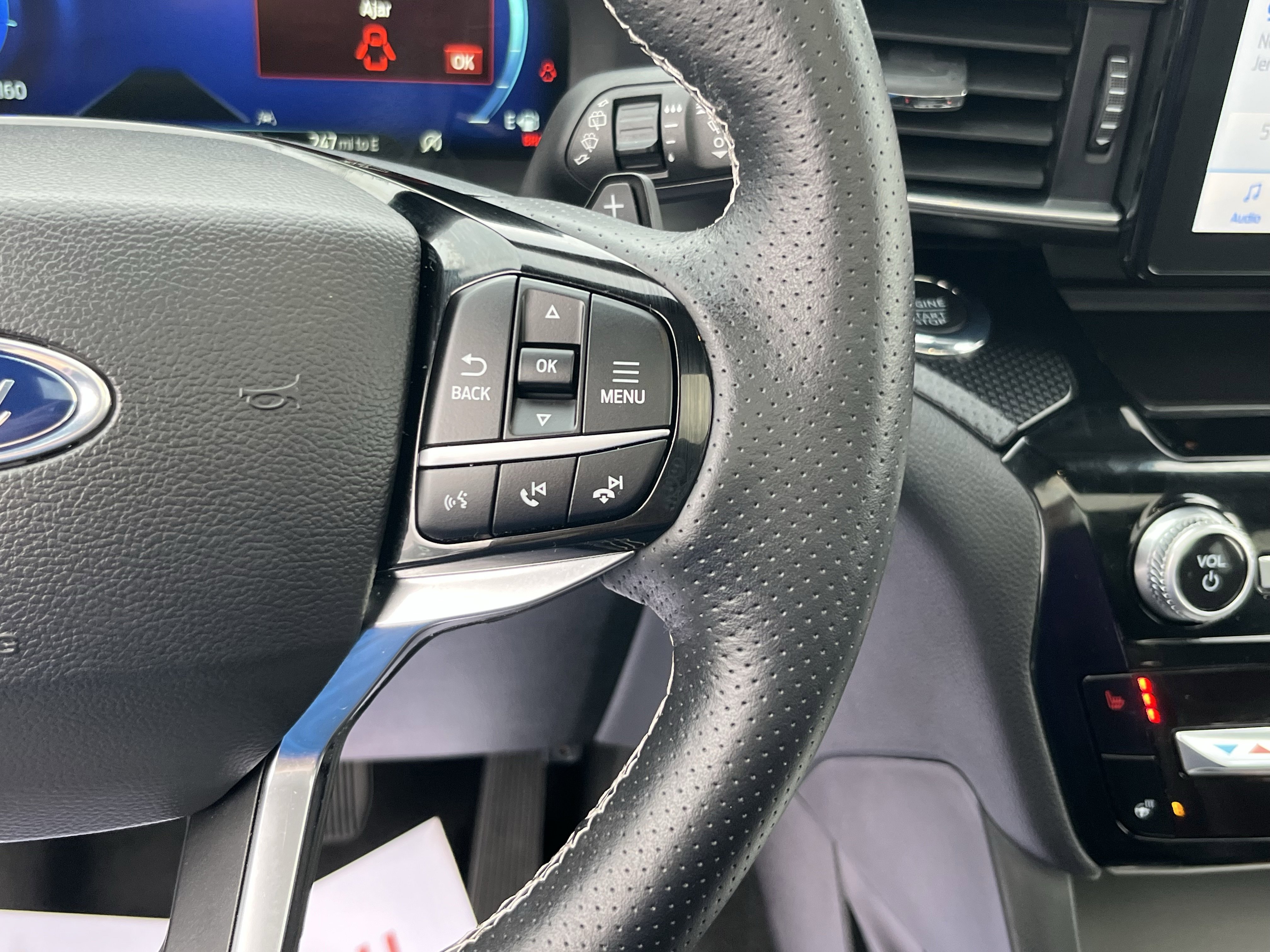 Certified 2022 Ford Explorer ST image 19