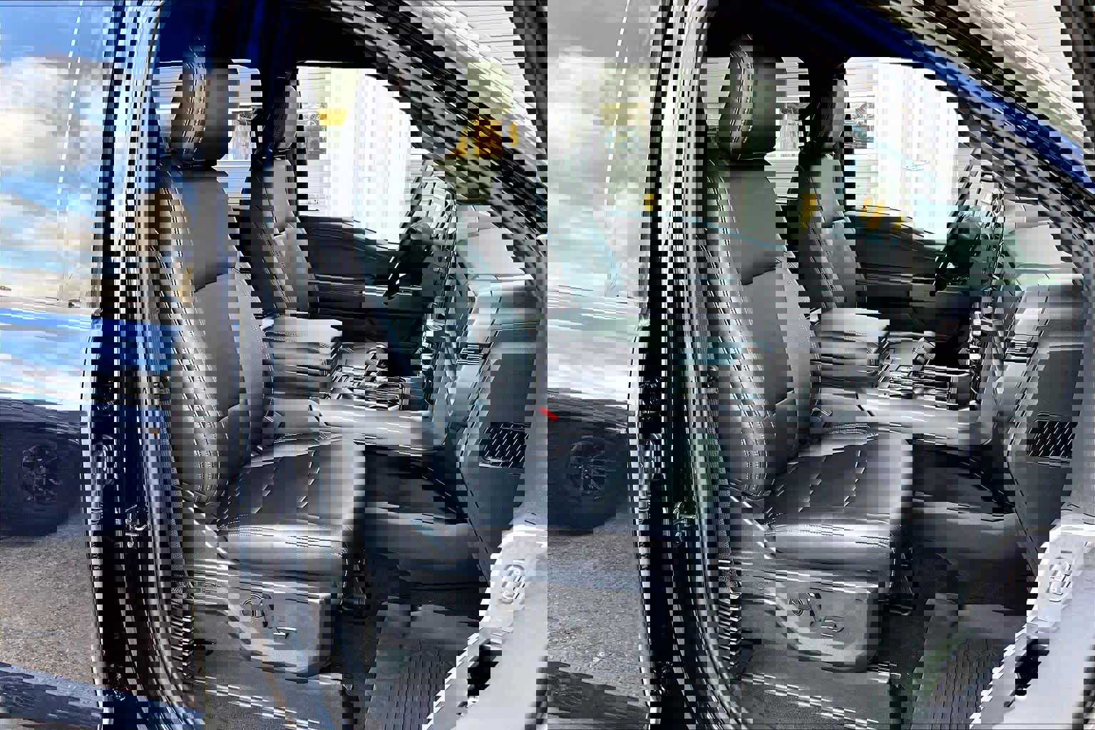 Certified 2025 Ford F150 XLT w/ Equipment Group 303A High image 13