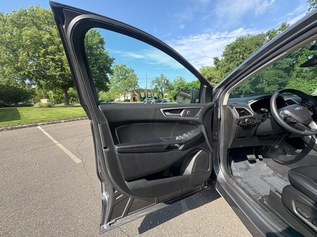 Certified 2024 Ford Edge SEL w/ Convenience Package AWD/4WD image 33