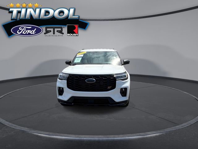 Certified 2025 Ford Explorer ST AWD/4WD image 9