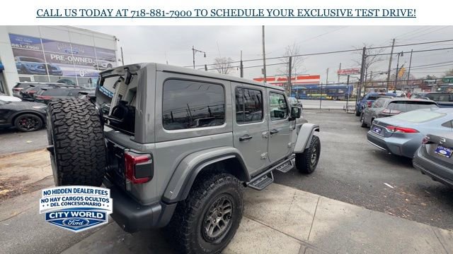 Used 2022 Jeep Wrangler Unlimited Rubicon w/ Xtreme Recon 35" Tire Package AWD/4WD image 6