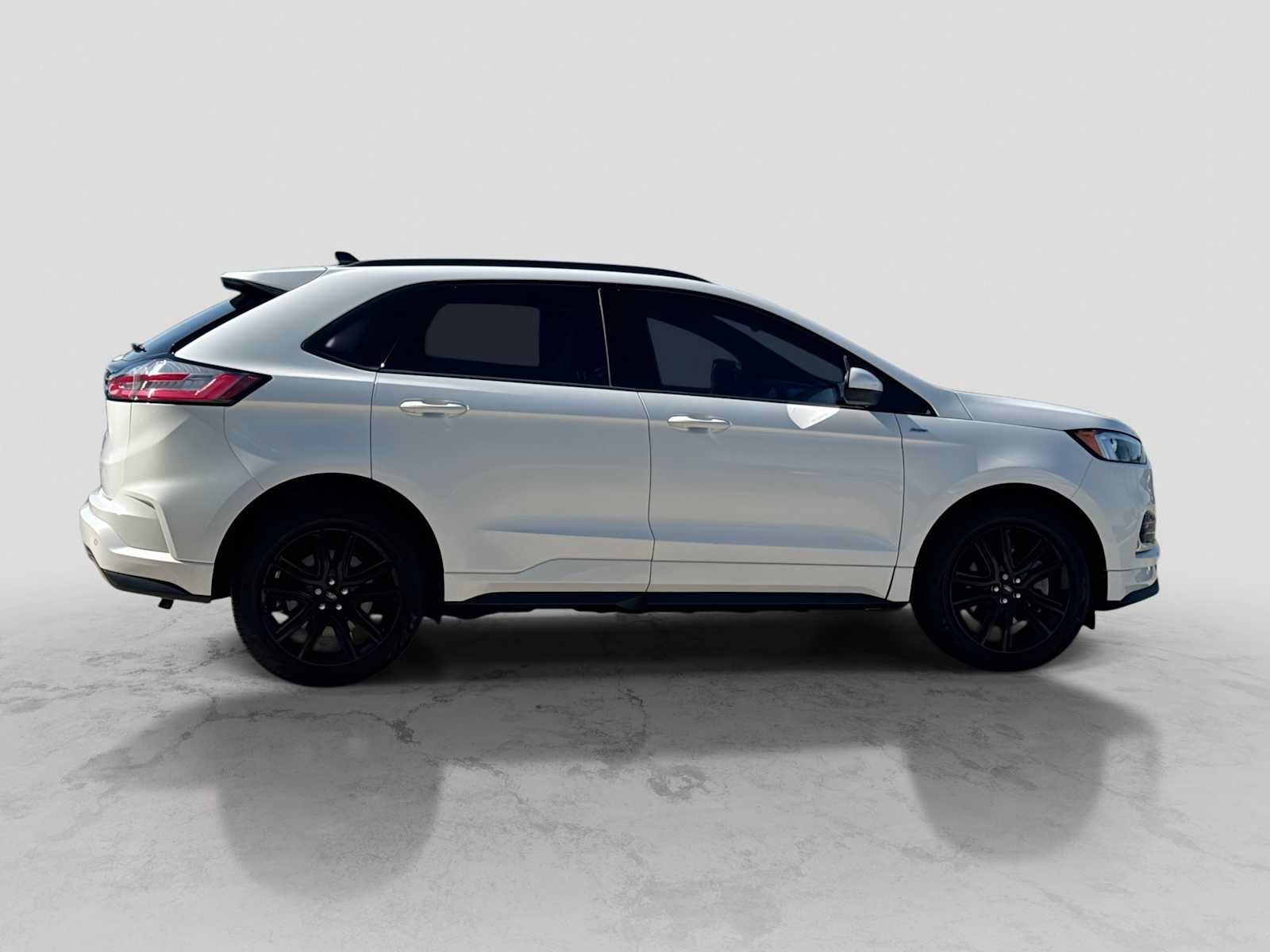 Certified 2023 Ford Edge ST-Line AWD/4WD image 7