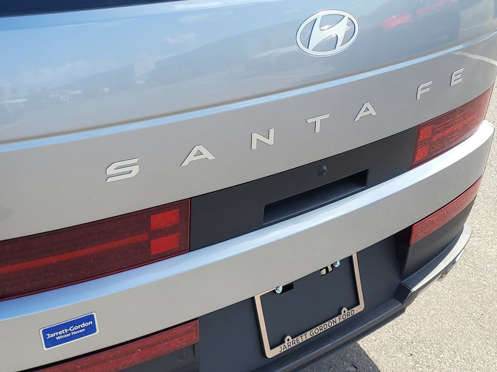 Used 2026 Hyundai Santa Fe SE FWD image 6