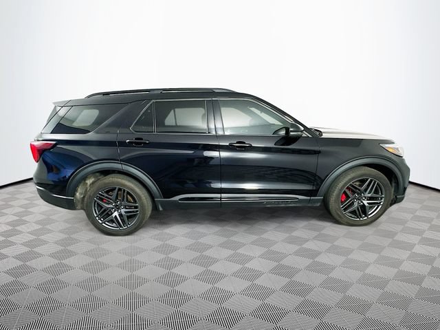 Certified 2025 Ford Explorer ST AWD/4WD image 13
