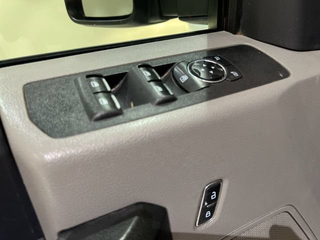 Certified 2022 Ford F550 4x4 Crew Cab Super Duty w/ Power Equipment Group image 19