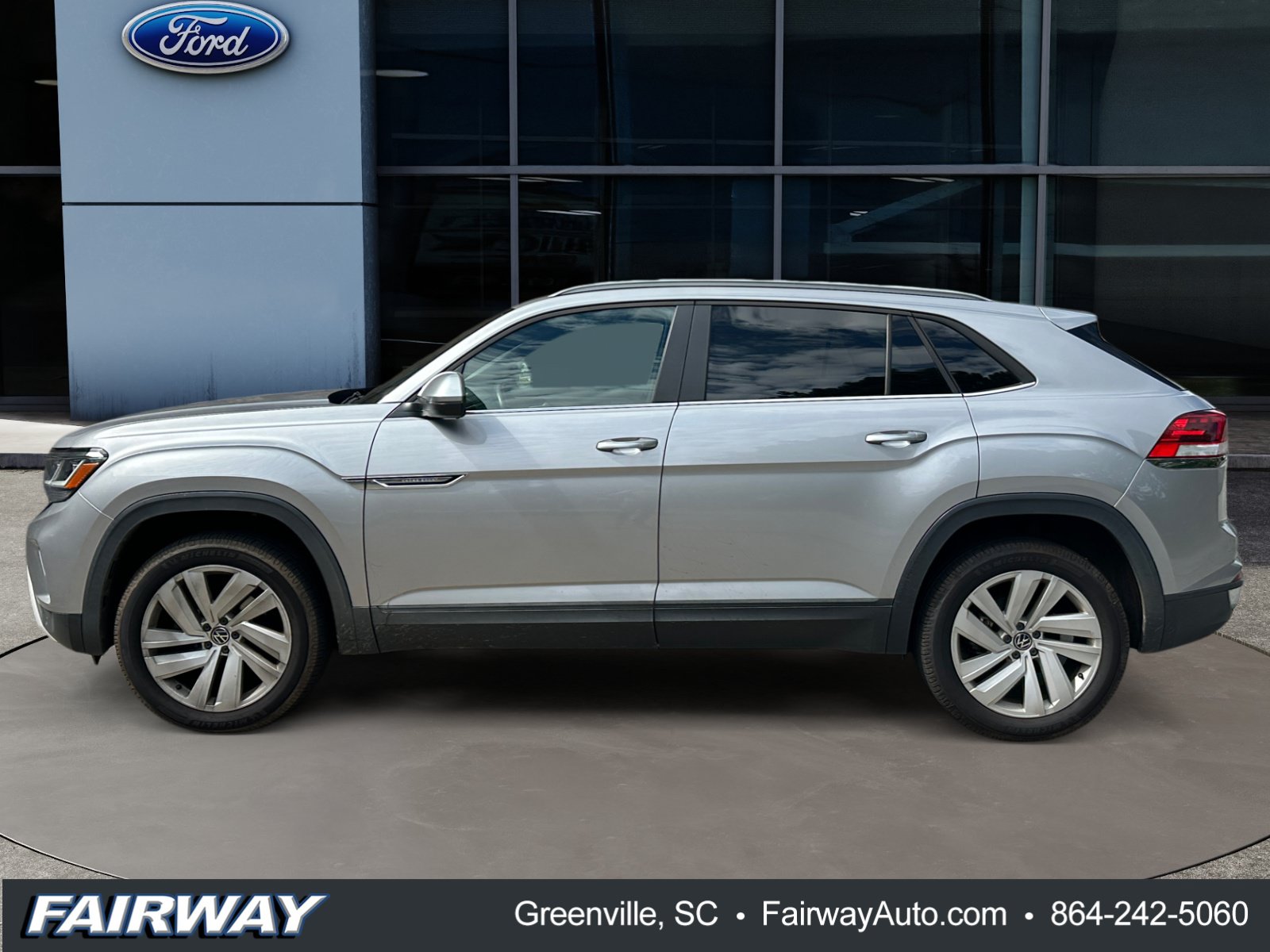 Used 2020 Volkswagen Atlas Cross Sport SE w/ Panoramic Sunroof Package AWD/4WD image 8