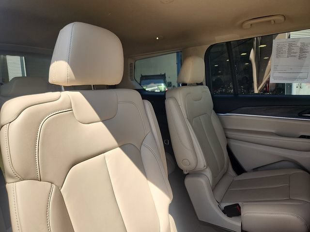 Used 2021 Jeep Grand Cherokee L Limited w/ MOPAR Finishing Package AWD/4WD image 30