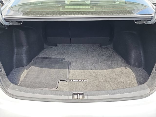 Used 2022 Toyota Corolla SE w/ Carpet Mat Package (TMS) FWD image 14