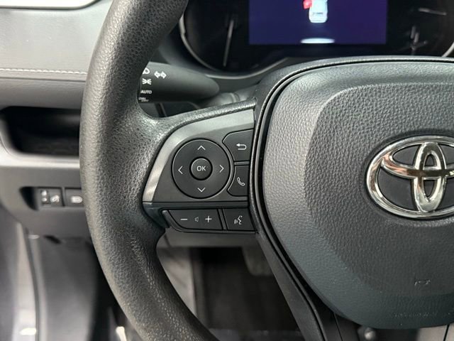 Used 2023 Toyota RAV4 XLE image 18