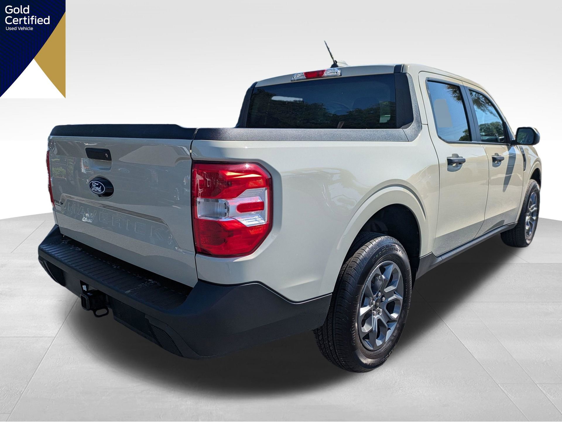 Certified 2025 Ford Maverick XLT w/ Equipment Group 302A AWD/4WD image 6