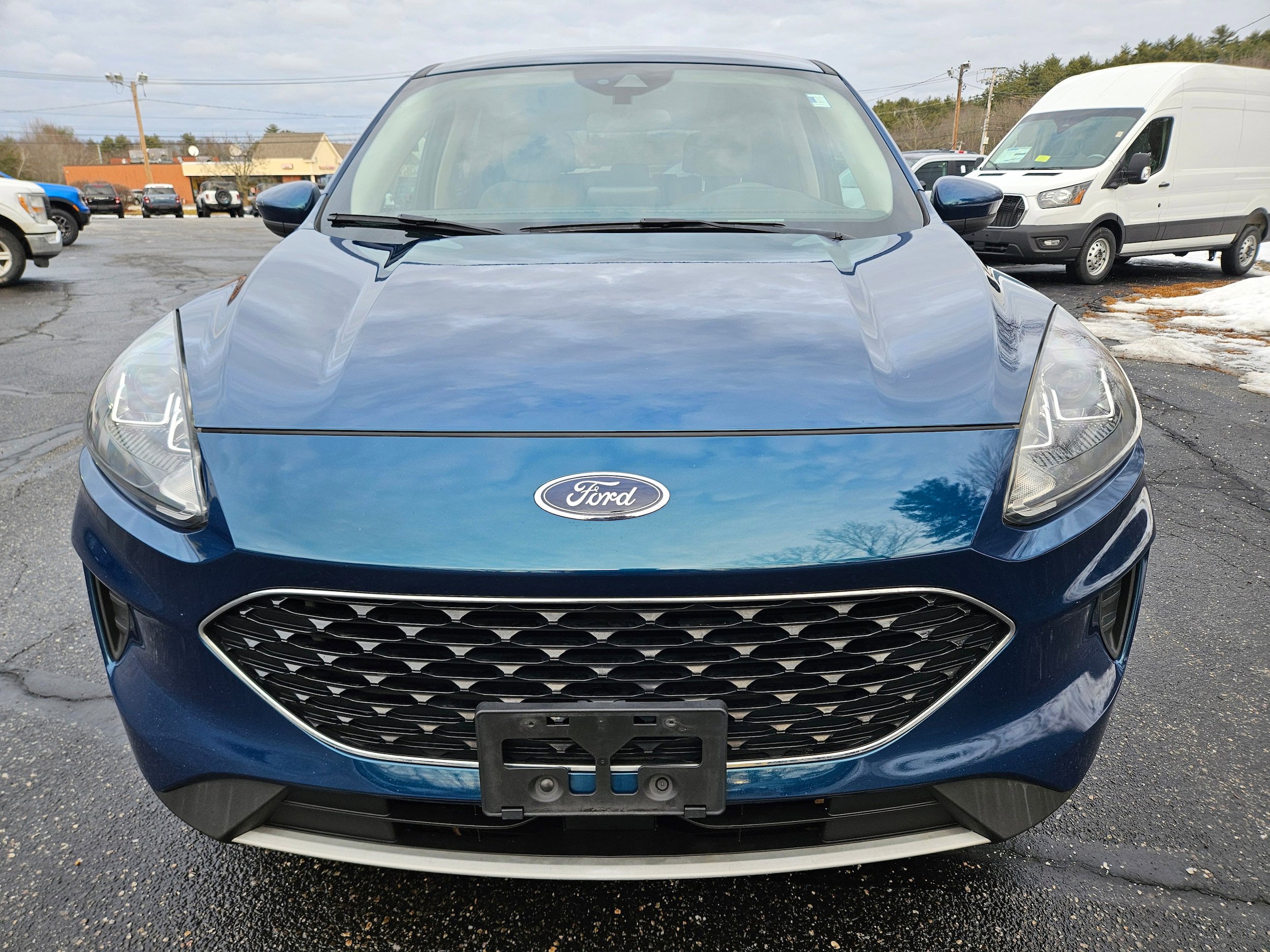 Certified 2020 Ford Escape SE AWD/4WD image 2