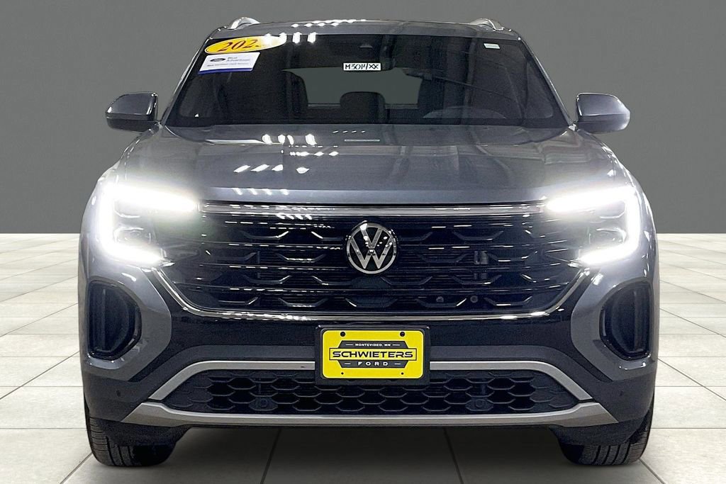 Used 2025 Volkswagen Atlas Cross Sport SE image 6
