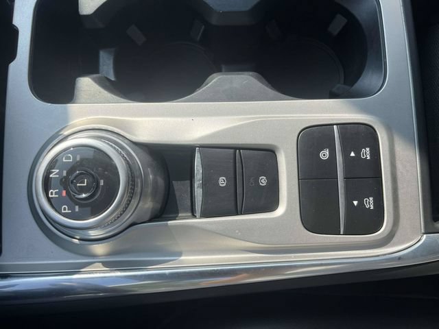 Certified 2023 Ford Explorer XLT w/ Equipment Group 202A RWD image 33