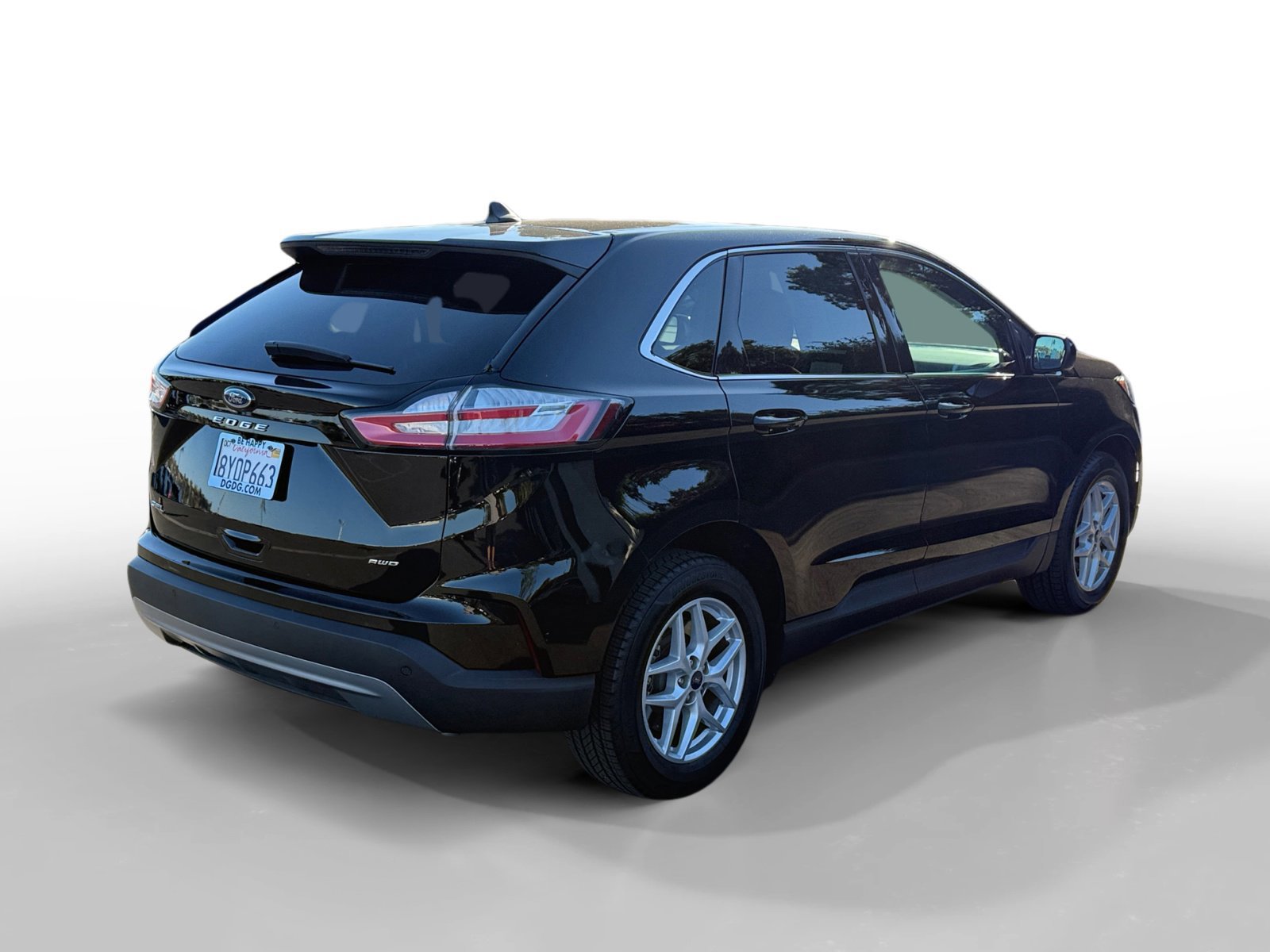 Certified 2021 Ford Edge SEL image 4
