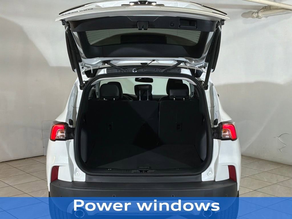 Certified 2021 Ford Escape Titanium w/ Titanium Elite Package image 22