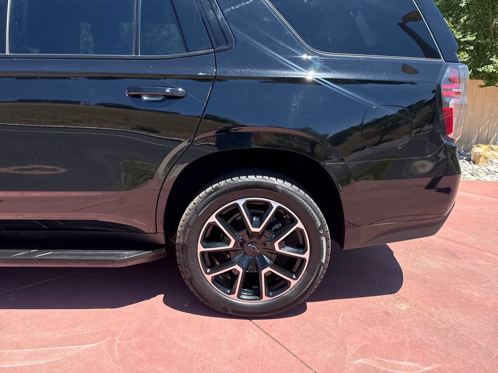 Used 2024 Chevrolet Tahoe RST w/ Luxury Package AWD/4WD image 41