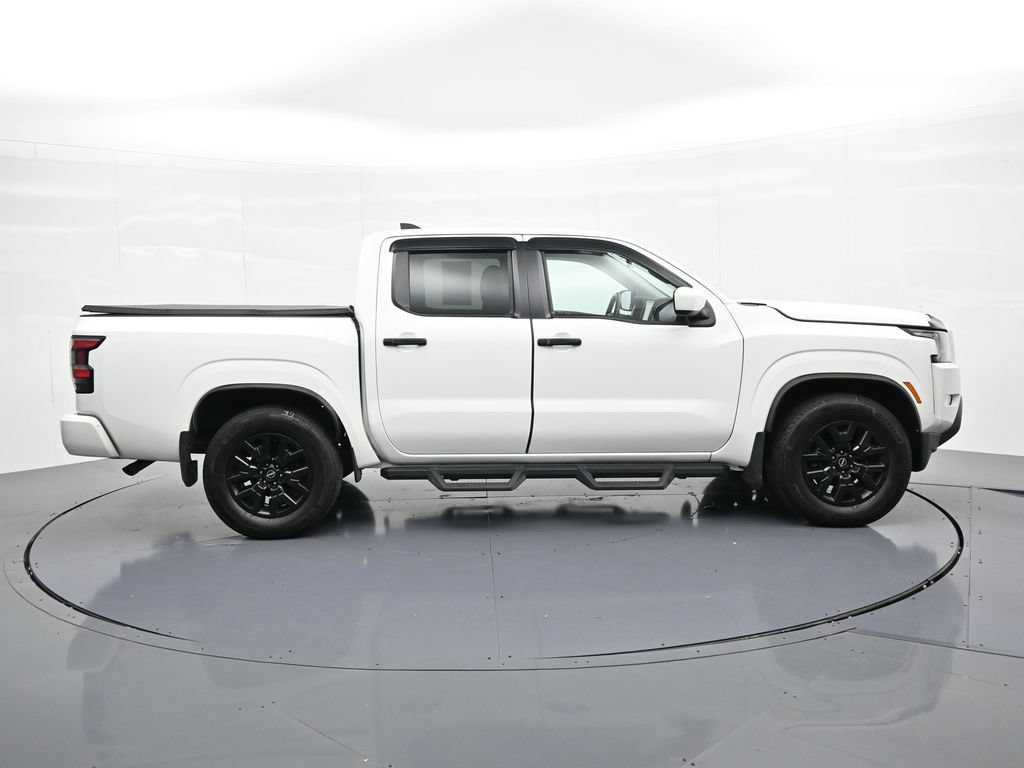 Used 2022 Nissan Frontier SV AWD/4WD image 5