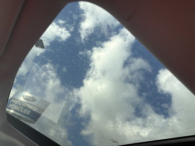 Certified 2021 Ford F150 Lariat w/ Equipment Group 502A High image 18