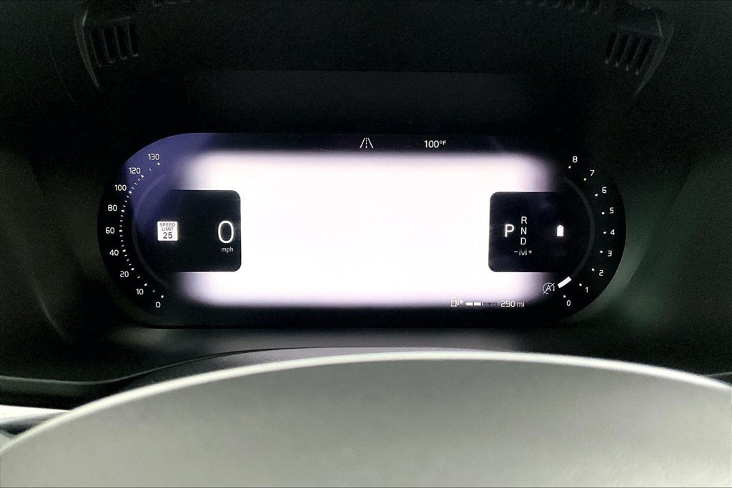 Used 2022 Volvo XC60 B5 Momentum FWD image 20