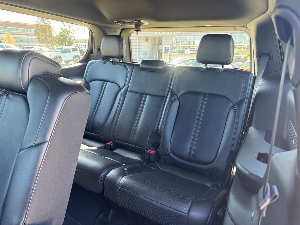 Used 2024 Jeep Wagoneer Series II w/ Flexible Seating Group image 38