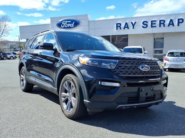 Certified 2022 Ford Explorer XLT w/ Equipment Group 202A AWD/4WD image 1