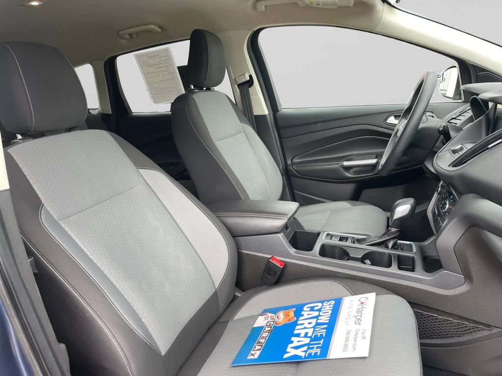 Certified 2018 Ford Escape SE w/ SE Sync 3 Package AWD/4WD image 11