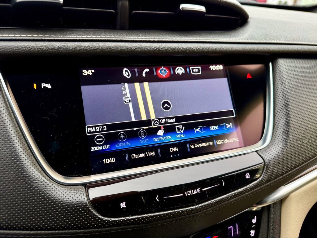 Used 2017 Cadillac XT5 Premium Luxury image 25