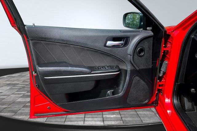 Used 2023 Dodge Charger SXT w/ Cold Weather Package RWD image 23