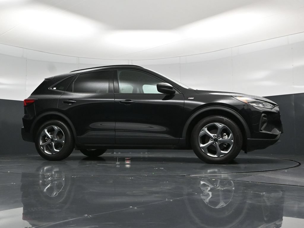 Certified 2025 Ford Escape ST-Line FWD image 44