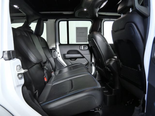 Used 2024 Jeep Wrangler Unlimited Rubicon 4xe AWD/4WD image 13