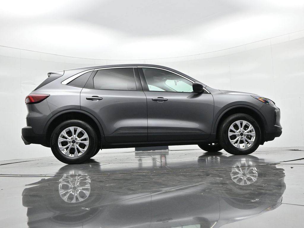 Certified 2024 Ford Escape Active AWD/4WD image 22