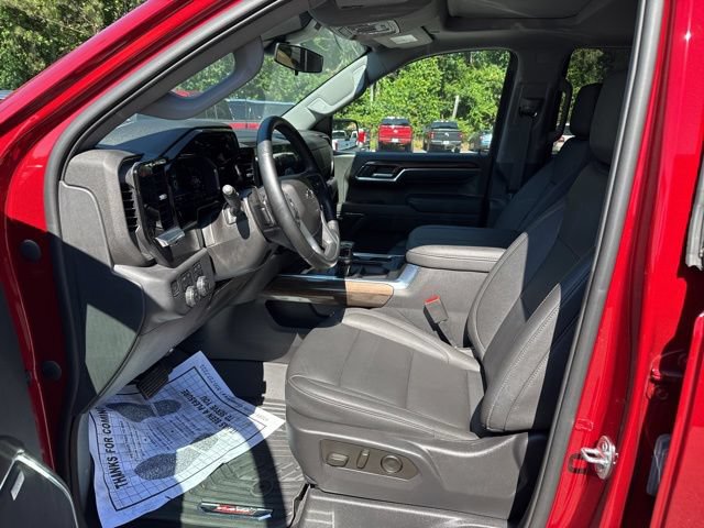 Used 2023 Chevrolet Silverado 1500 LT Trail Boss w/ LT Trail Boss Premium Package AWD/4WD image 10