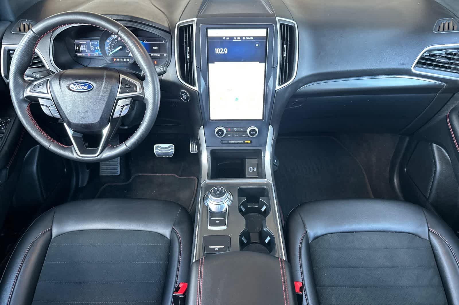 Certified 2022 Ford Edge ST-Line AWD/4WD image 9