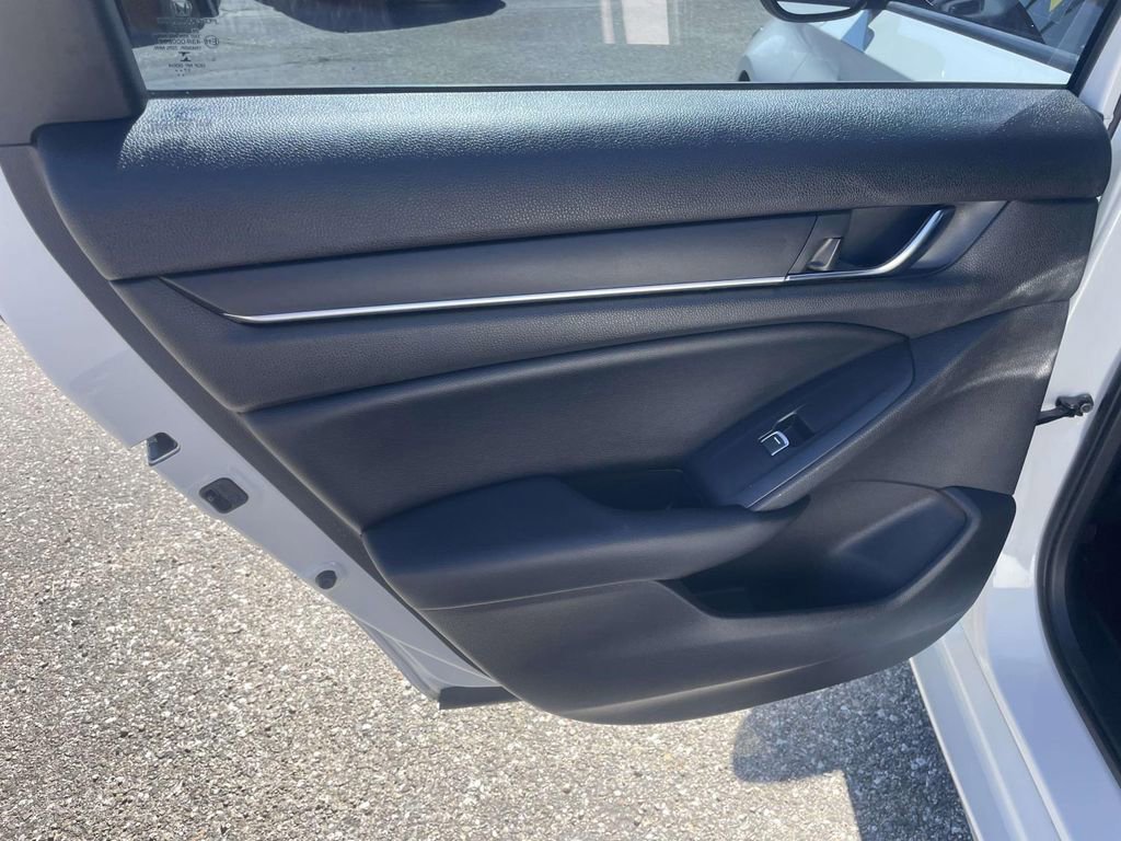 Used 2018 Honda Accord Sport image 22