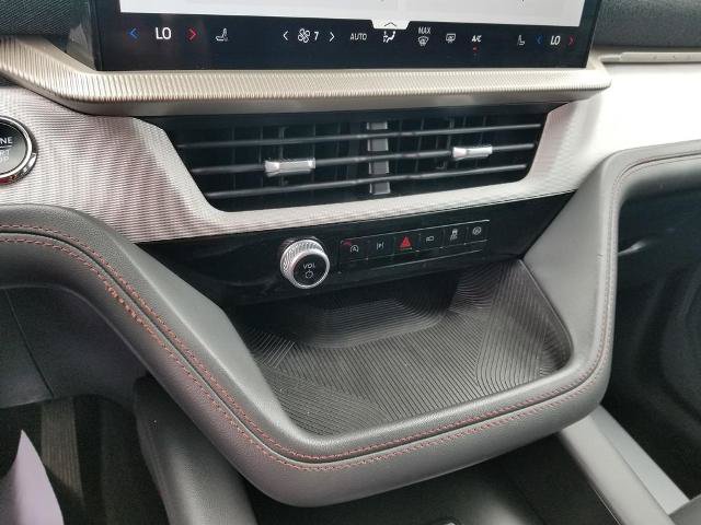 Certified 2025 Ford Explorer Active AWD/4WD image 20