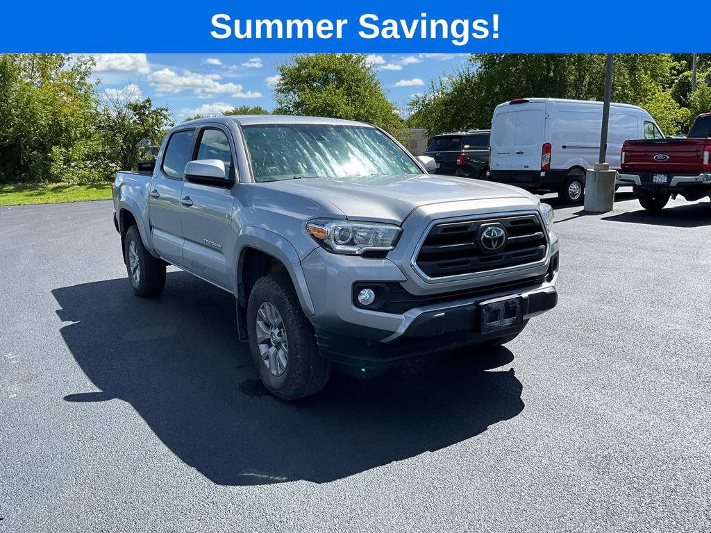 Used 2018 Toyota Tacoma SR5 AWD/4WD image 9