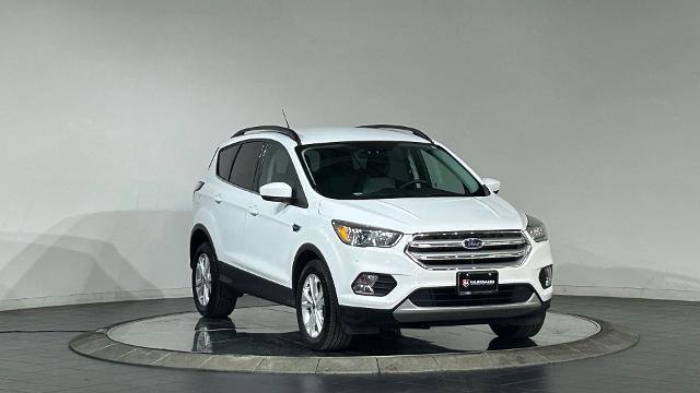 Certified 2018 Ford Escape SE AWD/4WD image 2