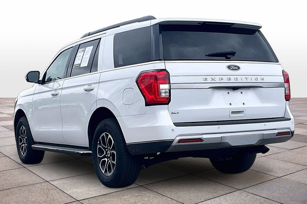 Certified 2022 Ford Expedition XLT RWD image 2