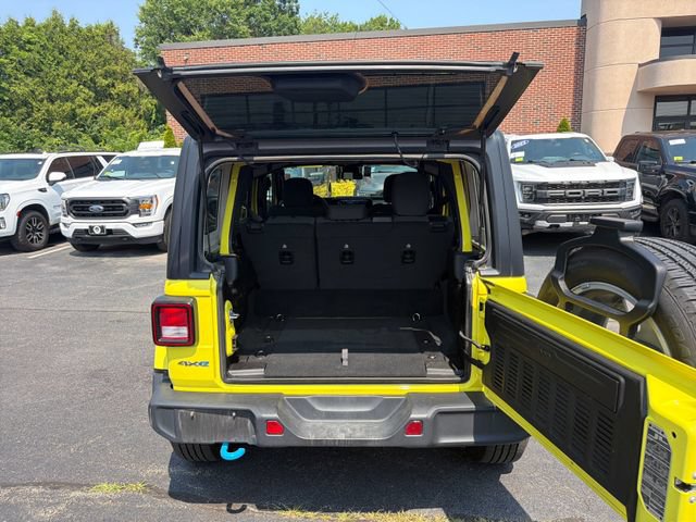 Used 2024 Jeep Wrangler Unlimited AWD/4WD image 14