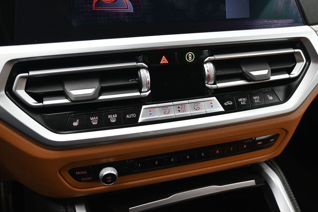 Used 2023 BMW 430i Convertible w/ M Sport Package RWD image 17