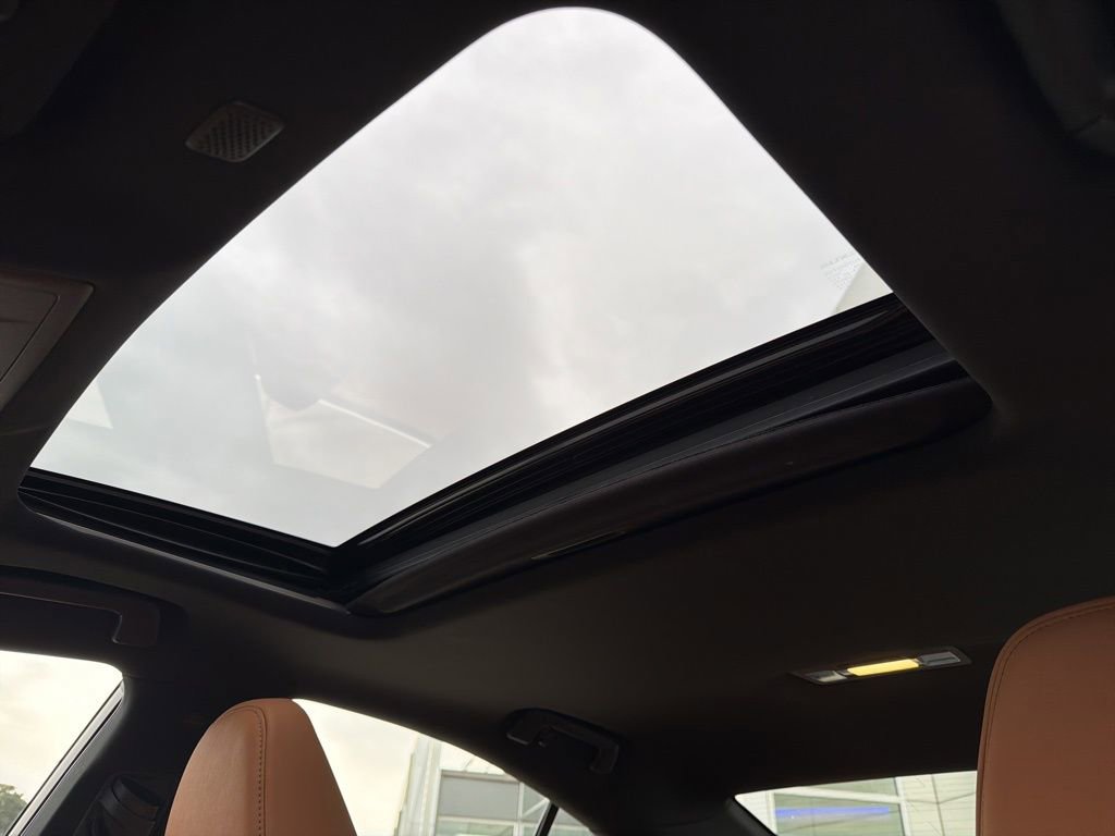 Used 2024 Lexus IS 350 F Sport image 32